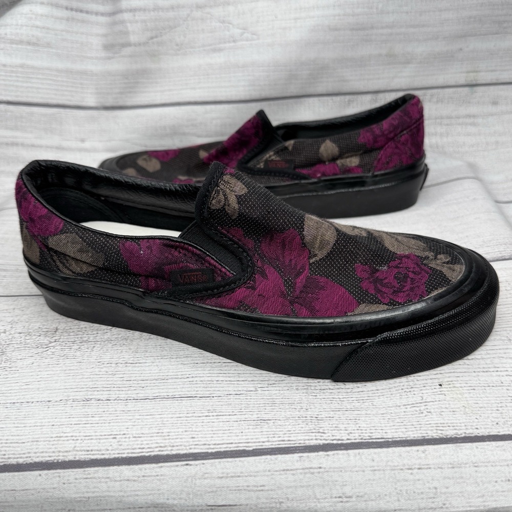 Vans Anaheim Factory Classic Slip-On Roses Shoes Black Red W6‎ M4.5